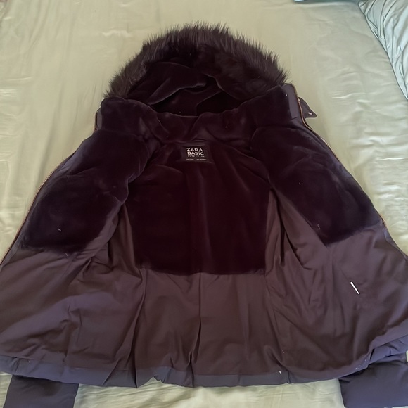 Zara Quilted Down Puffer Jacket with Faux Fur Textured Hood Navy & Gold - Picture 12 of 13